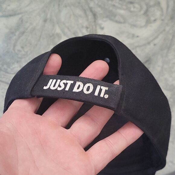 Nike BLACK JUST DO IT SIX PANEL WELCRO HAT - Picture 4 of 6